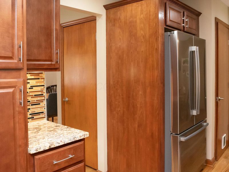 445 Fairlawn Drive, Columbus, OH 43214 Photo 14