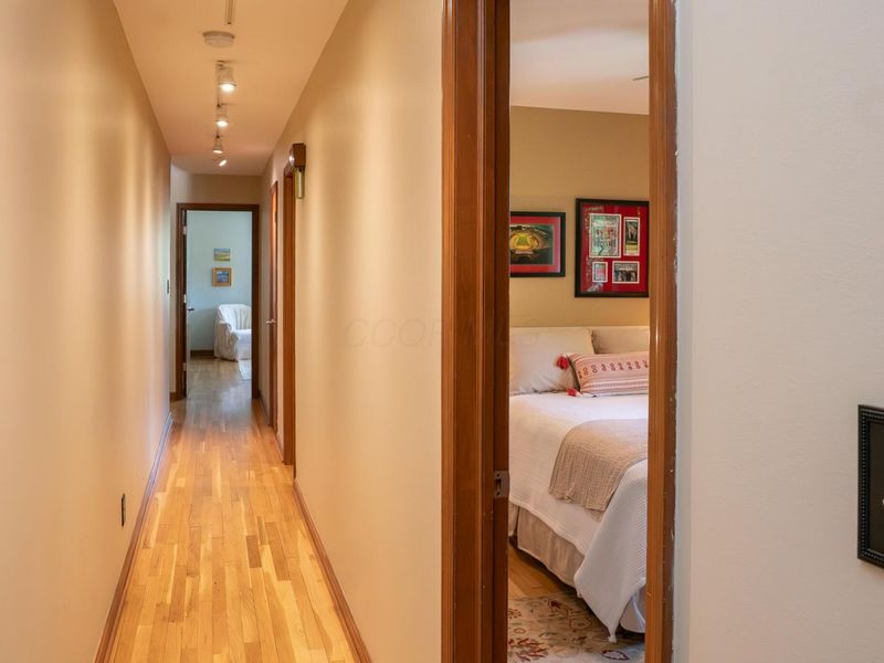 445 Fairlawn Drive, Columbus, OH 43214 Photo 22