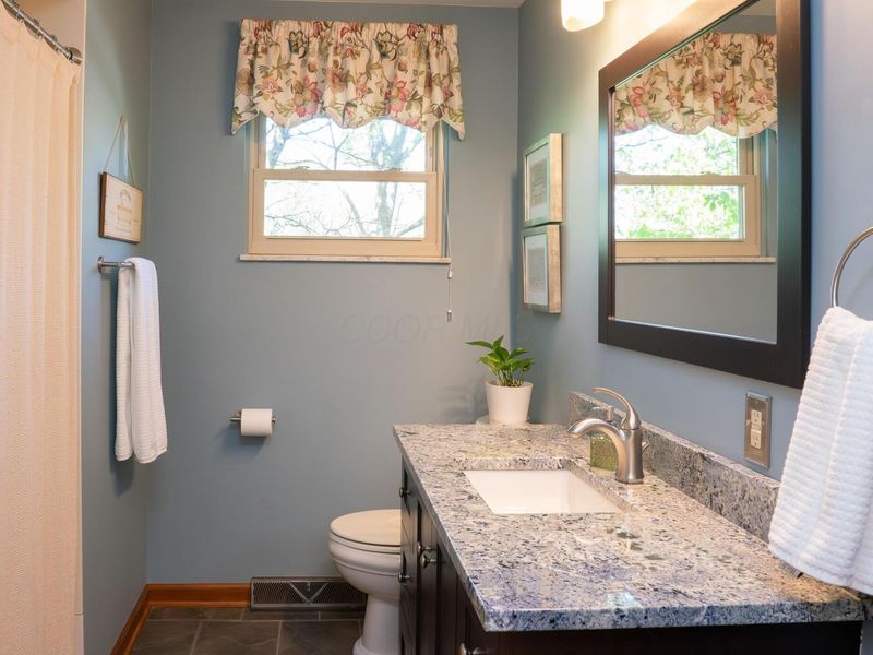 445 Fairlawn Drive, Columbus, OH 43214 Photo 29