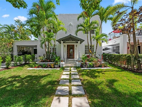 178 NE 45th St, Miami, FL 33137