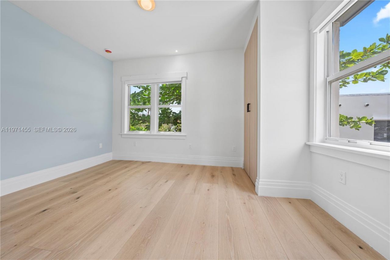 178 NE 45th St, Miami, FL 33137 Photo