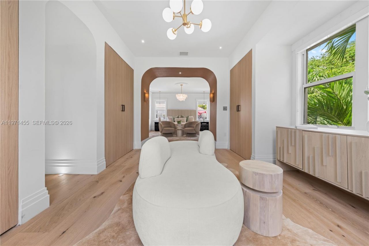 178 NE 45th St, Miami, FL 33137 Photo