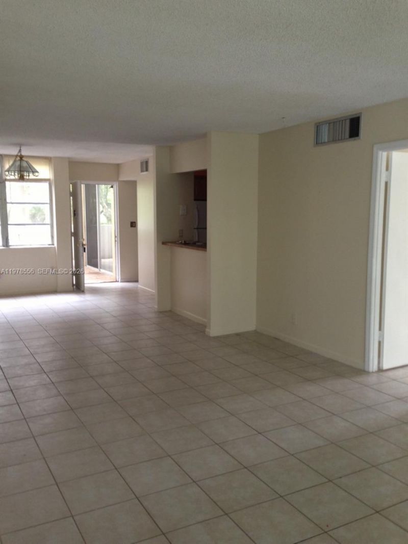 7031 Environ Blvd , Unit 221, Lauderhill, FL 33319 Photo