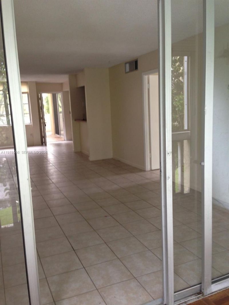 7031 Environ Blvd , Unit 221, Lauderhill, FL 33319 Photo