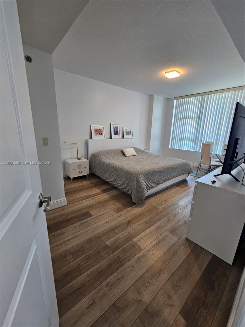 2681 N Flamingo Rd , Unit 1805S, Sunrise, FL 33323 Photo