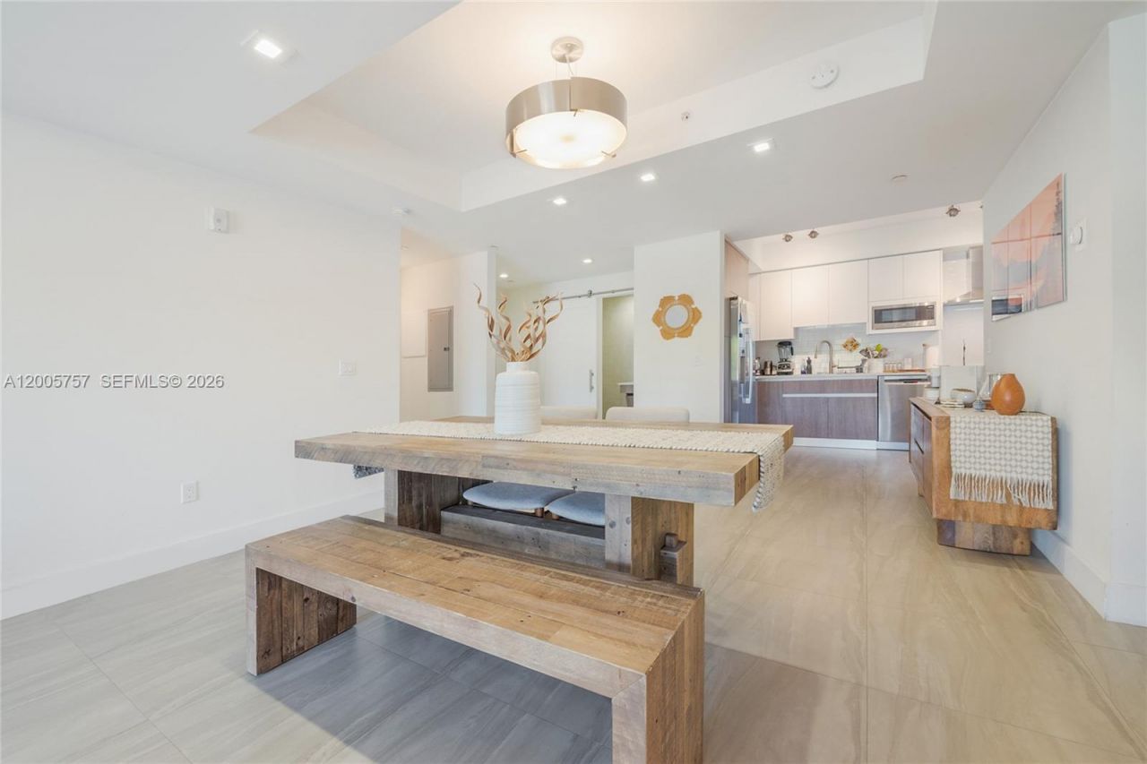 120 Salamanca Ave , Unit 2A, Coral Gables, FL 33134 Photo