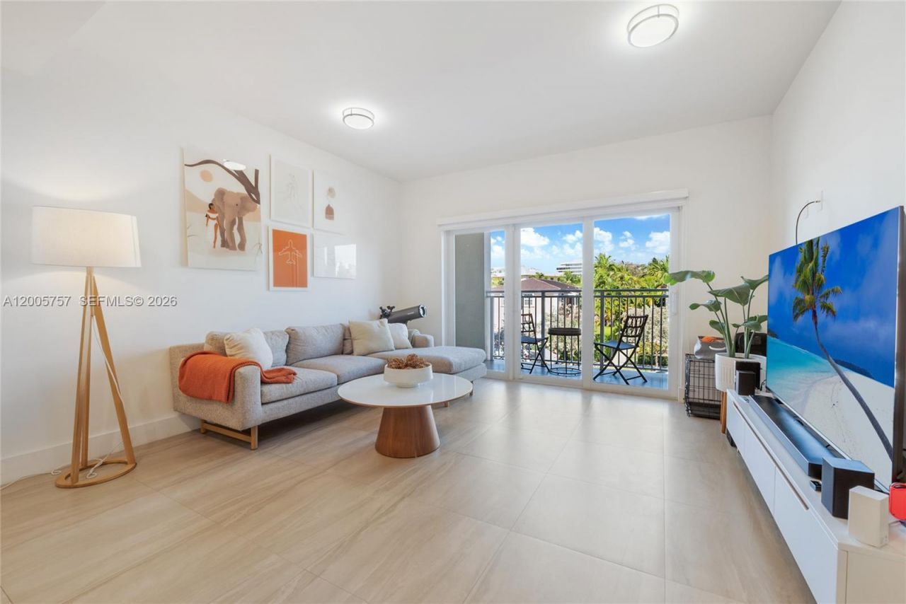 120 Salamanca Ave , Unit 2A, Coral Gables, FL 33134 Photo