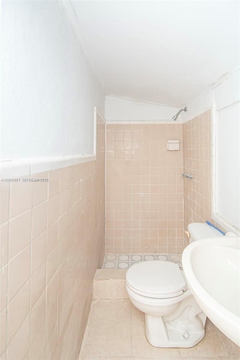1878 NW 112th Ter, Unit 1, Miami, FL 33167 Photo