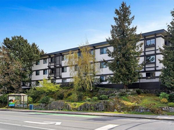1975 Lee Ave , Unit 109, Victoria, BC V8R 4W9