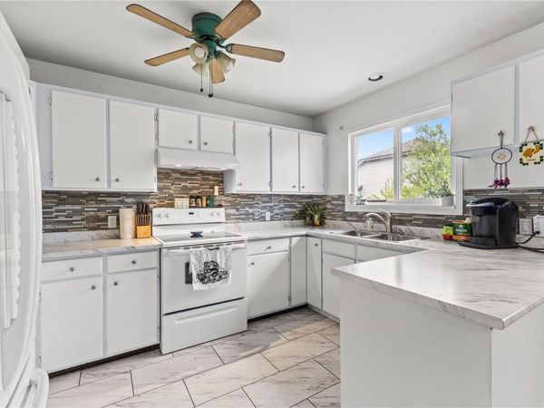 2505 Alder St S, Campbell River, BC V9W 5T3