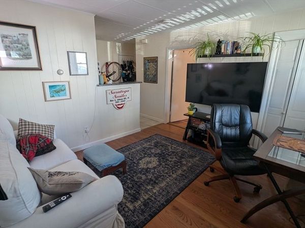 57 Cedar St, Unit 1, Cambridge, MA 02140