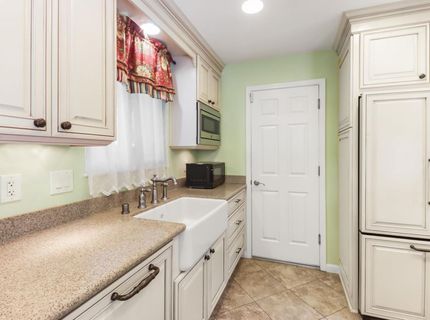 7649 Lindale Dr, Sacramento, CA 95828 Photo