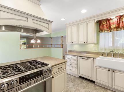 7649 Lindale Dr, Sacramento, CA 95828 Photo