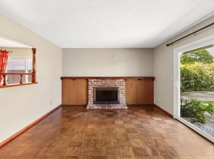 7649 Lindale Dr, Sacramento, CA 95828 Photo