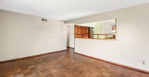 7649 Lindale Dr, Sacramento, CA 95828 Photo