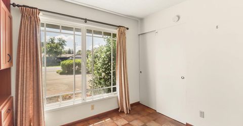 7649 Lindale Dr, Sacramento, CA 95828 Photo