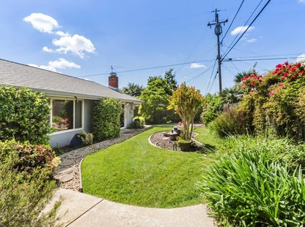 7649 Lindale Dr, Sacramento, CA 95828 Photo