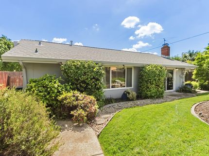 7649 Lindale Dr, Sacramento, CA 95828 Photo