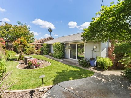 7649 Lindale Dr, Sacramento, CA 95828 Photo