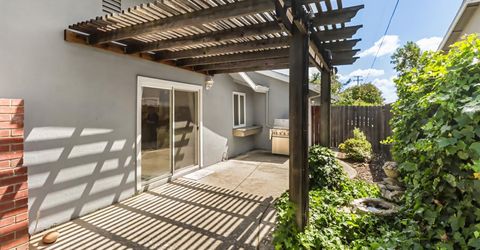 7649 Lindale Dr, Sacramento, CA 95828 Photo