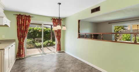 7649 Lindale Dr, Sacramento, CA 95828 Photo