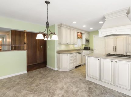 7649 Lindale Dr, Sacramento, CA 95828 Photo