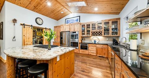 1520 Cherry Hills Circle, South Lake Tahoe, CA 96150 Photo