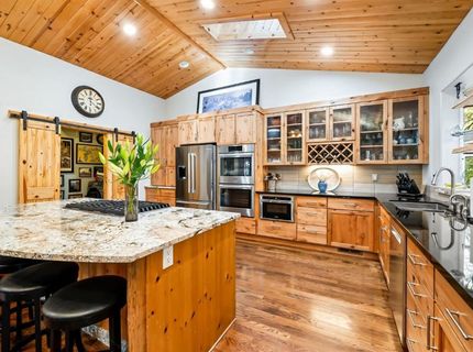 1520 Cherry Hills Circle, South Lake Tahoe, CA 96150 Photo