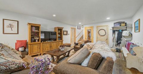 1520 Cherry Hills Circle, South Lake Tahoe, CA 96150 Photo