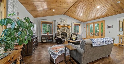 1520 Cherry Hills Circle, South Lake Tahoe, CA 96150 Photo