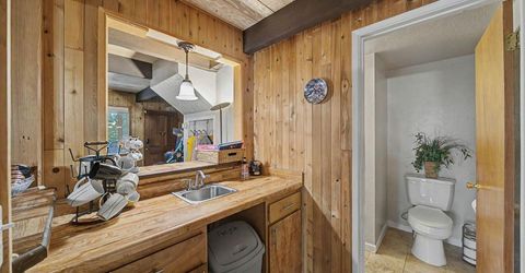 1455 Crystal Air Drive, South Lake Tahoe, CA 96150 Photo