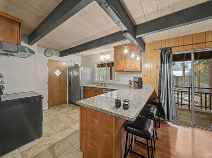 1455 Crystal Air Drive, South Lake Tahoe, CA 96150 Photo