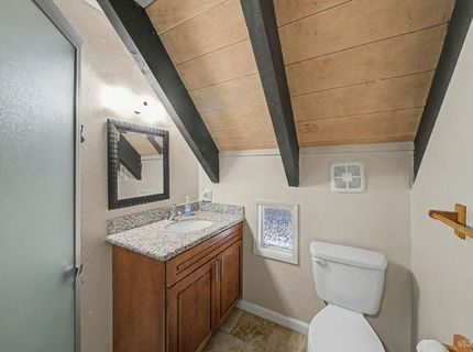 1455 Crystal Air Drive, South Lake Tahoe, CA 96150 Photo