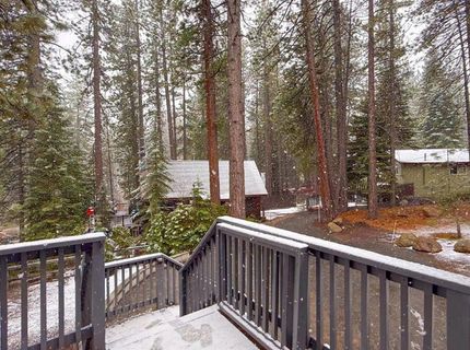 1455 Crystal Air Drive, South Lake Tahoe, CA 96150 Photo