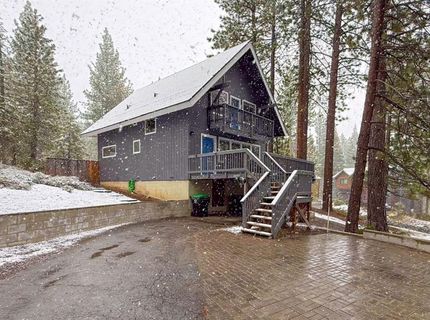 1455 Crystal Air Drive, South Lake Tahoe, CA 96150 Photo
