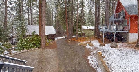 1455 Crystal Air Drive, South Lake Tahoe, CA 96150 Photo