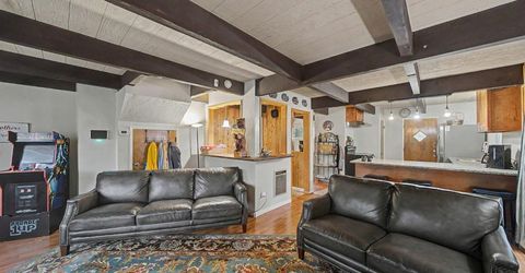 1455 Crystal Air Drive, South Lake Tahoe, CA 96150 Photo