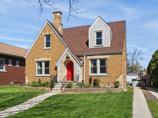 126 Northgate Road, Riverside, IL 60546