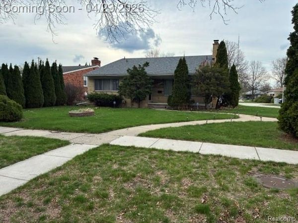 15718 George Washington, Southfield, MI 48075