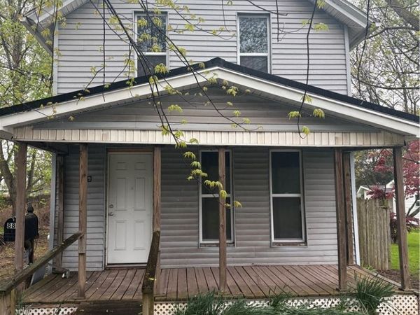 587 Main Street, Conneaut, OH 44030