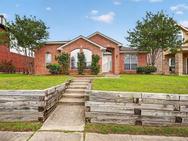 830 Orian Drive , Mesquite, TX 75181