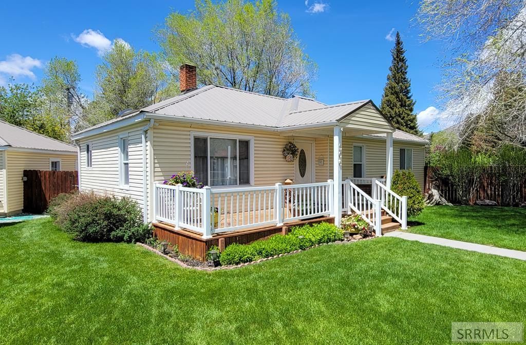 506 Mary Drive, Arco, ID 83213 Main Photo