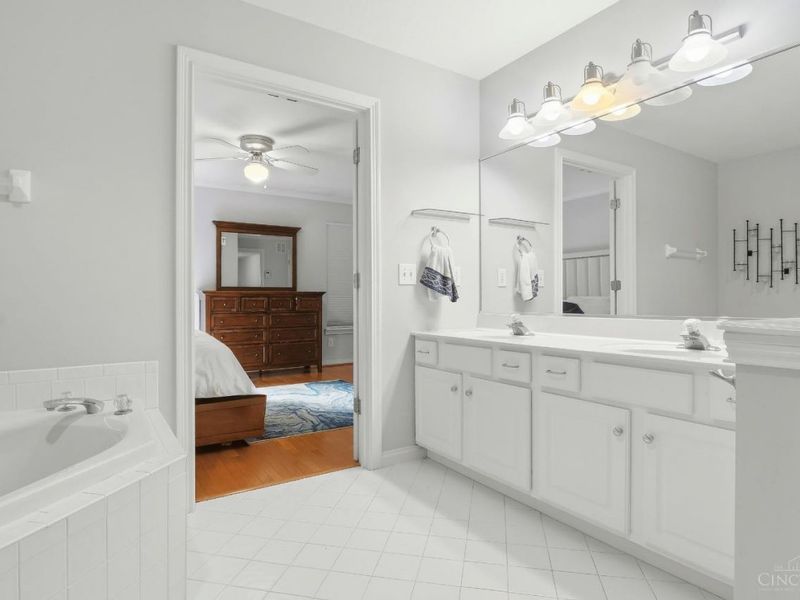 531 Hoge Street, Cincinnati, OH 45226 Photo 26