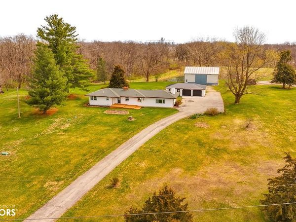 2259 Glasgow Road, Fairfield, IA 52556