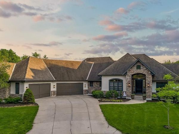16332 LARSEN Street, Overland Park, KS 66221
