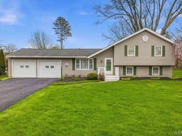 4839 Middleton Drive, Lockport, NY 14094