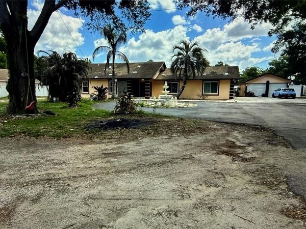 1212 S TAYLOR ROAD , SEFFNER, FL 33584