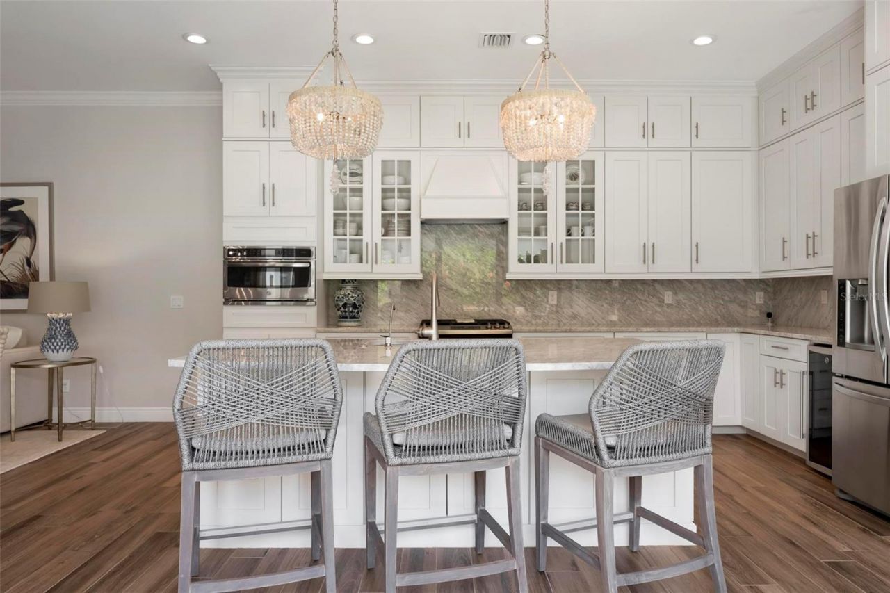 134 E Tampa Avenue, Venice, FL 34285 Photo