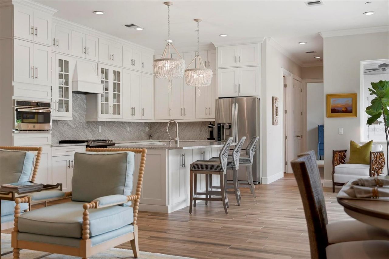 134 E Tampa Avenue, Venice, FL 34285 Photo