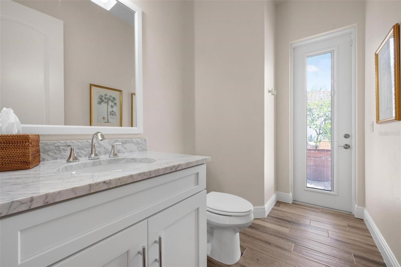 134 E Tampa Avenue, Venice, FL 34285 Photo